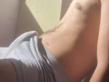 Procuro rapariga para satisfazer